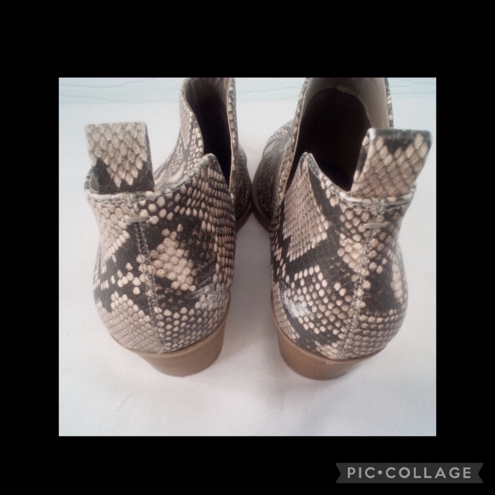 Universal Thread Booties - image 3